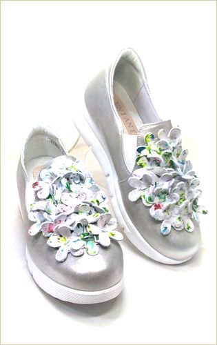 invina　インビナ  右靴の画像
